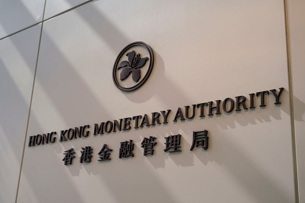 Hong Kong Authority Warns Crypto Companies Misleading Description as Banks